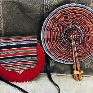 Ensemble pochette et éventail en wax