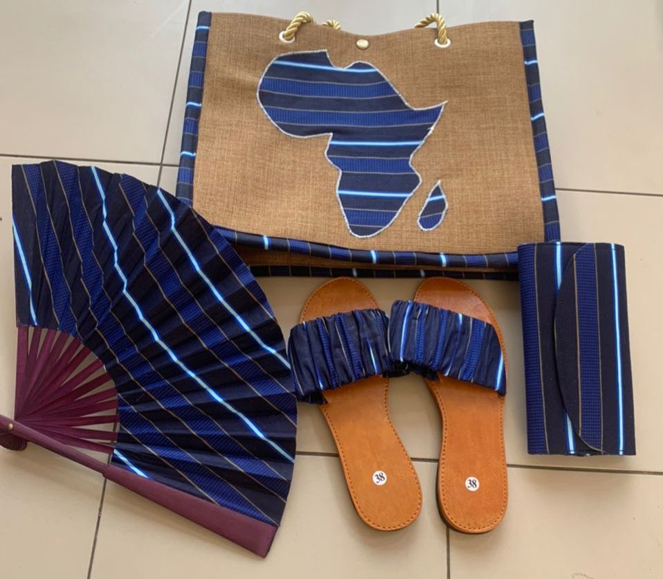 Ensemble Sac, Pochette, Éventail et Sandales Bella